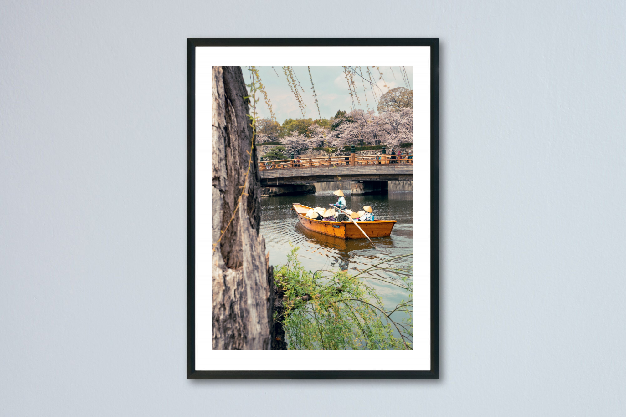 20 x 25,9 cm, Unframed Photo Print On Fuji Crystal DP II A boat in Himeji