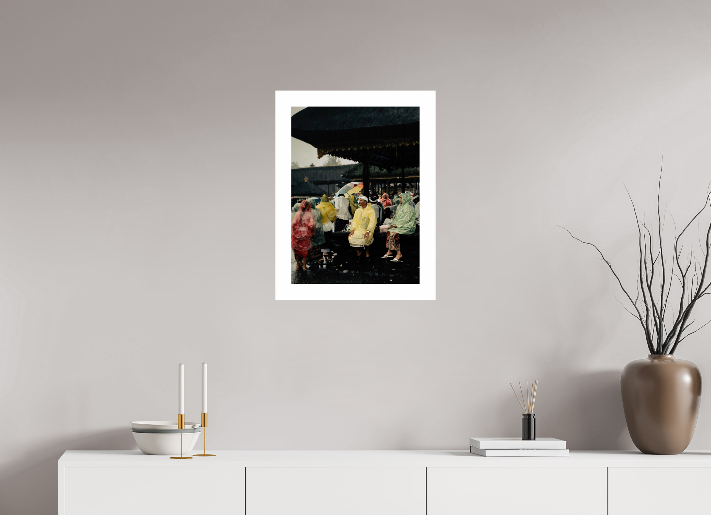 40 x 55,4 cm, Fuji Crystal DP II 5cm white border Sitting out the rain