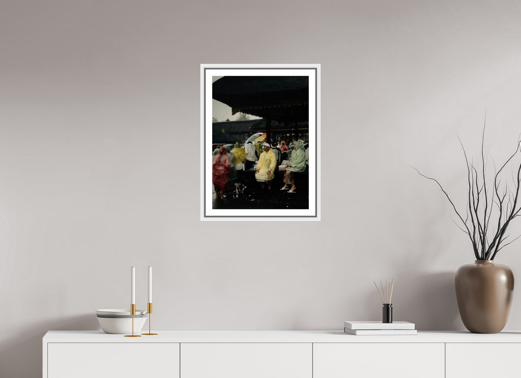 40 x 55,4 cm, Framed white with border Sitting out the rain