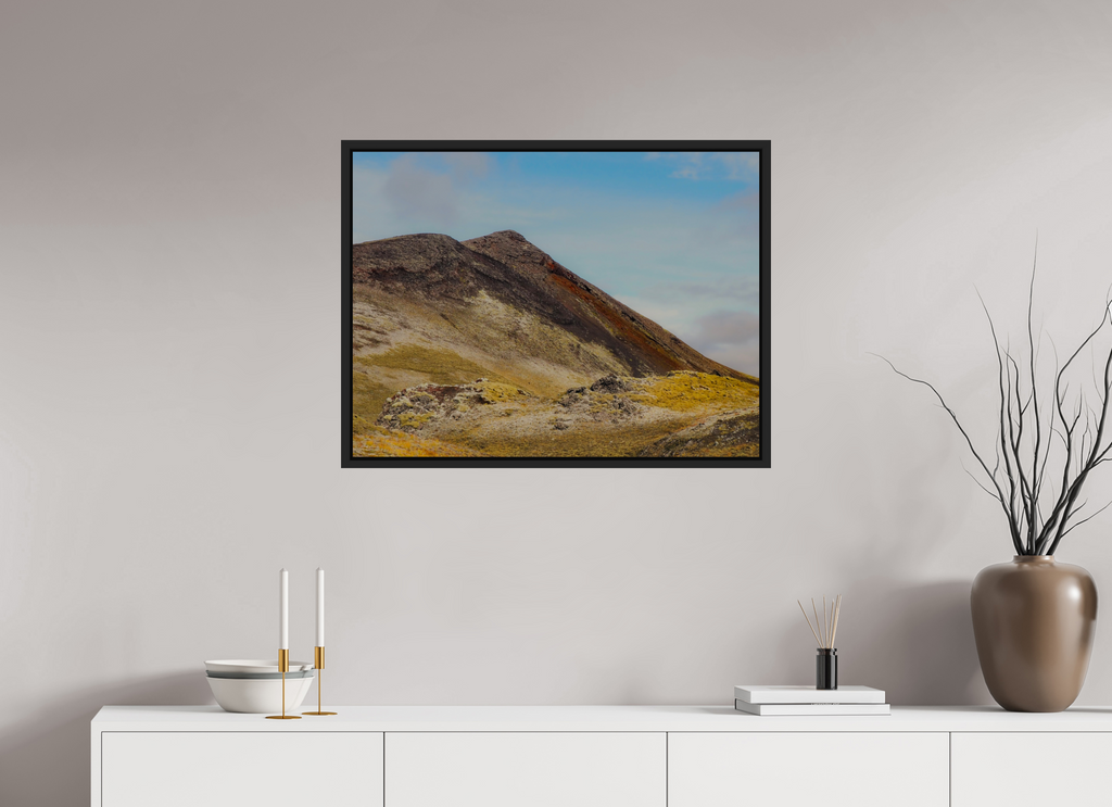 80 x 60 cm, Framed black matte fullbleed Mountainous Iceland
