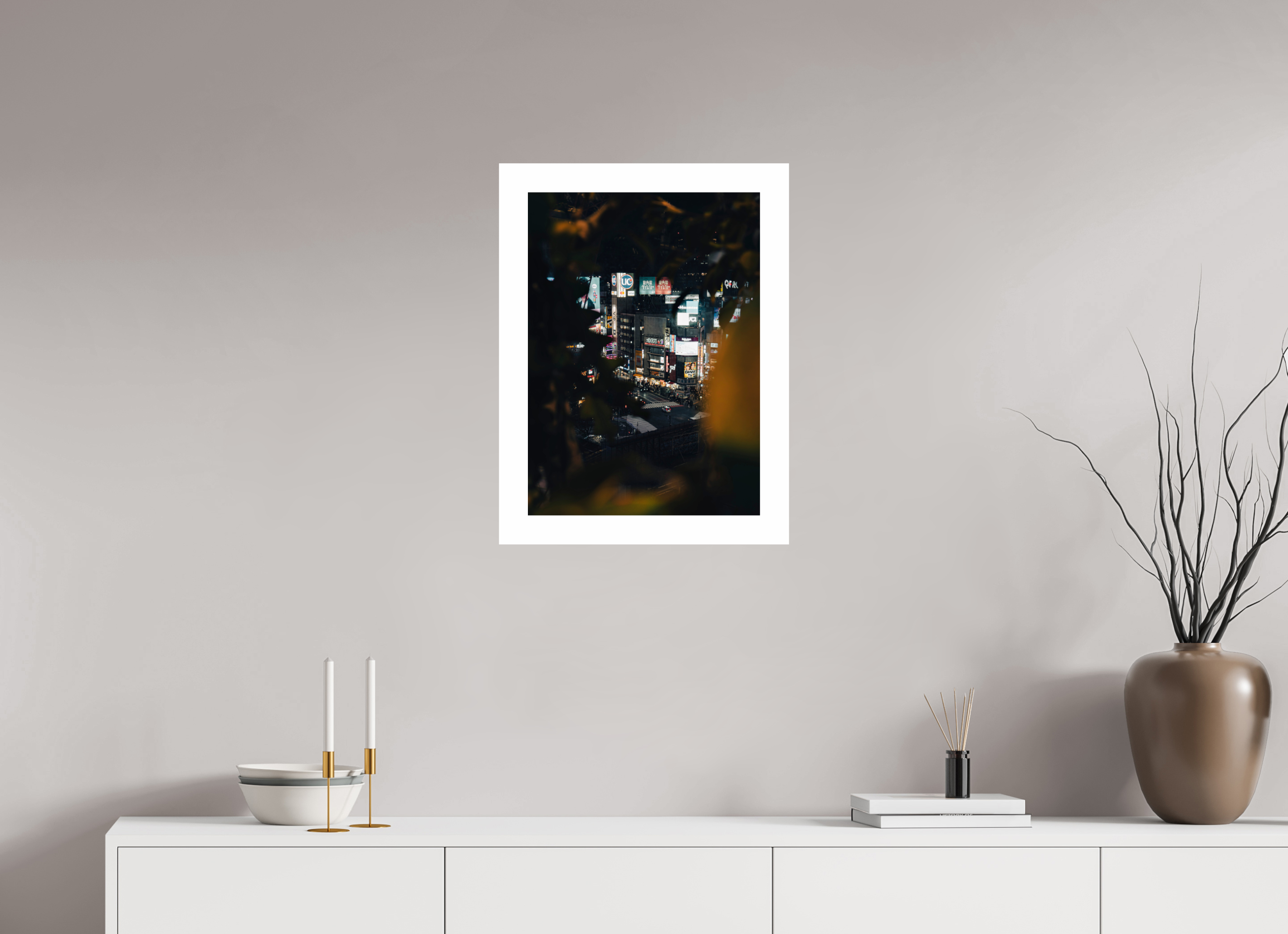 40 x 55,7 cm, Fuji Crystal DP II 5cm white border Shibuya through the palms