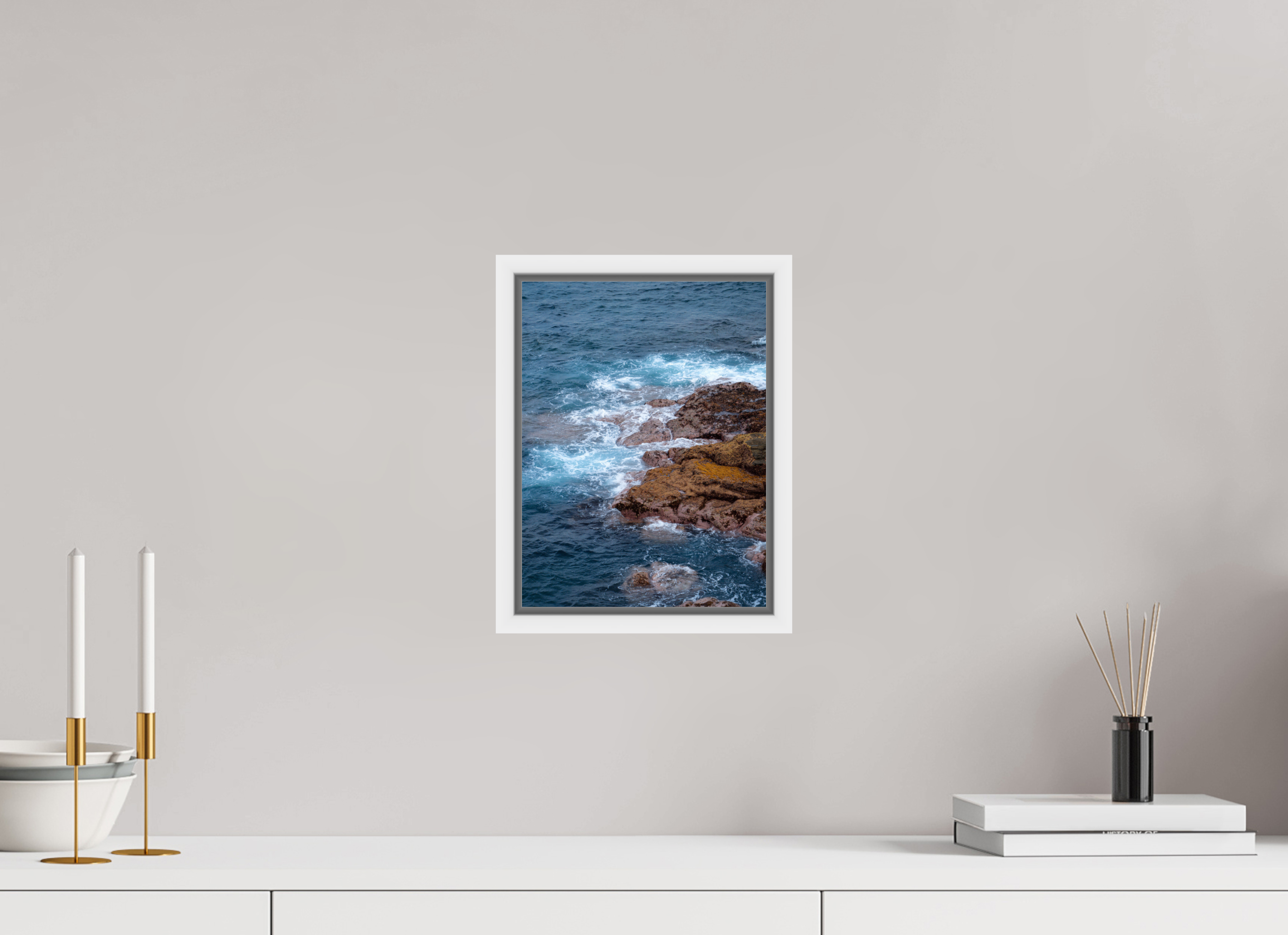 21 x 28 cm, Framed white fullbleed Canary waves