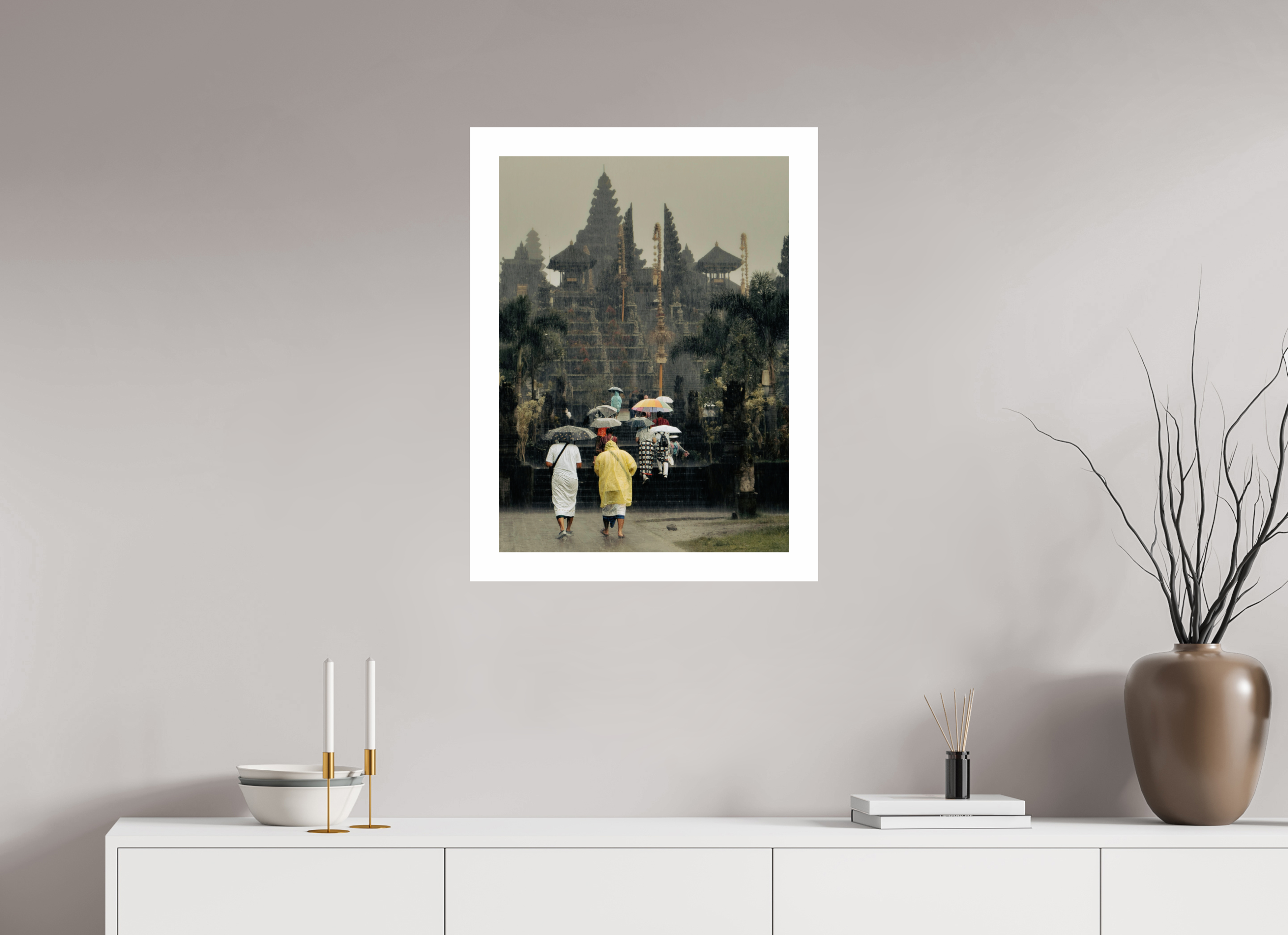 50 x 68,2 cm, Fuji Crystal DP II 5cm white border Heading to the ceremony