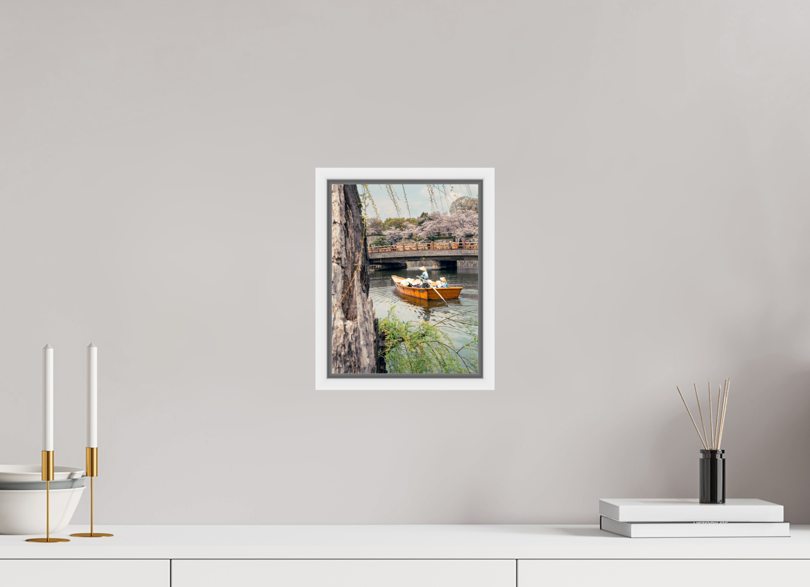 20 x 25,9 cm, Framed white fullbleed A boat in Himeji