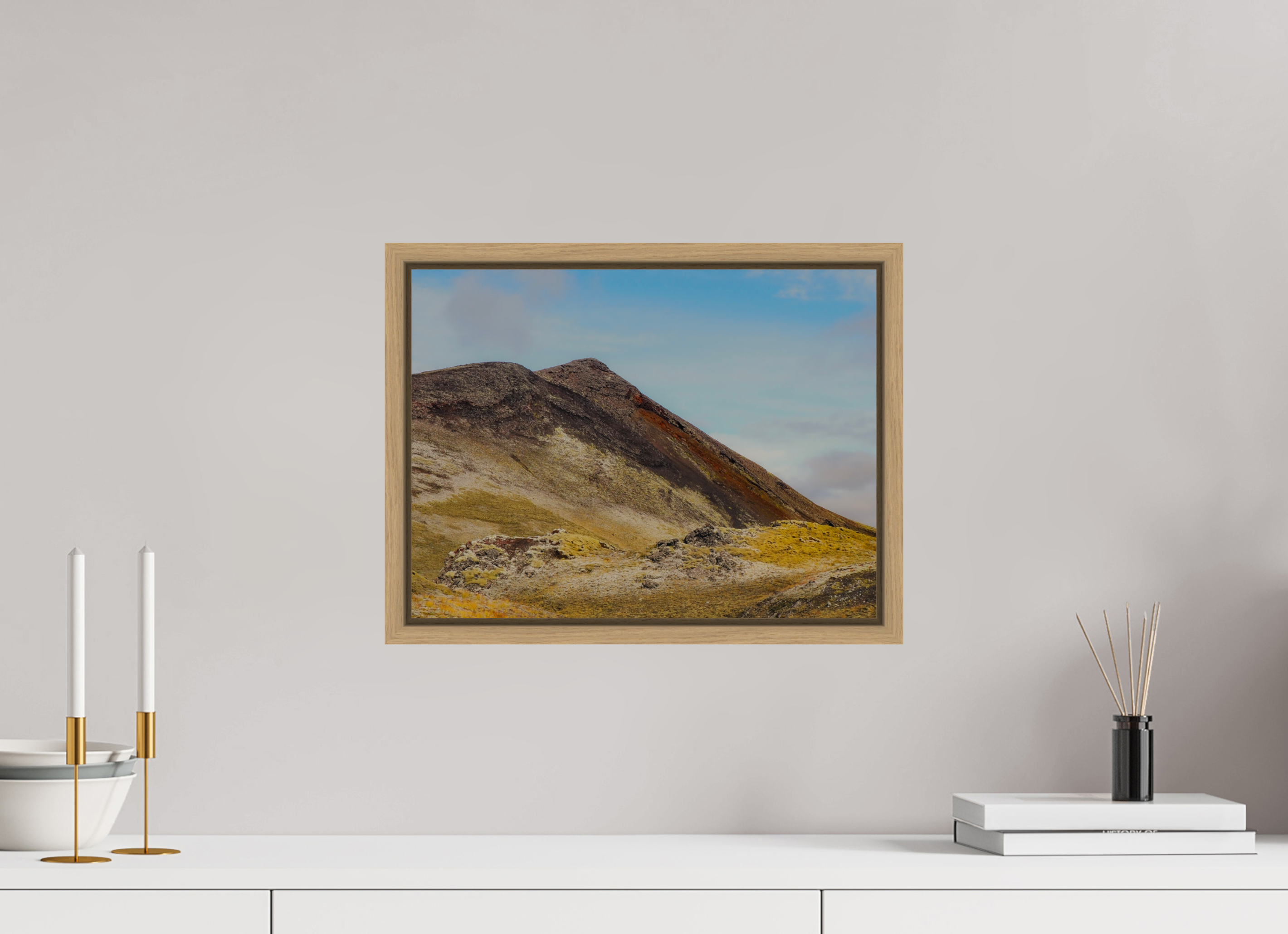 40 x 30 cm, Framed natural oak fullbleed Mountainous Iceland